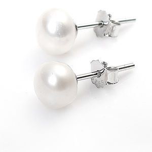 Sterling silver fresh water cultured white pearl earrings.